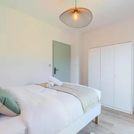 Bright And Renovated House For 8 People Parking Guest house Marcq-en-Baroeul