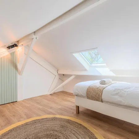 Guest house Bright And Renovated House For 8 People Parking Marcq-en-Baroeul