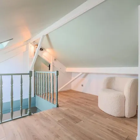 Bright And Renovated House For 8 People Parking 마르크앙 바롤